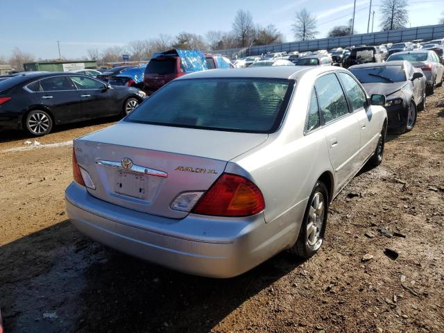 4T1BF28B92U228823 - 2002 TOYOTA AVALON XL SILVER photo 3