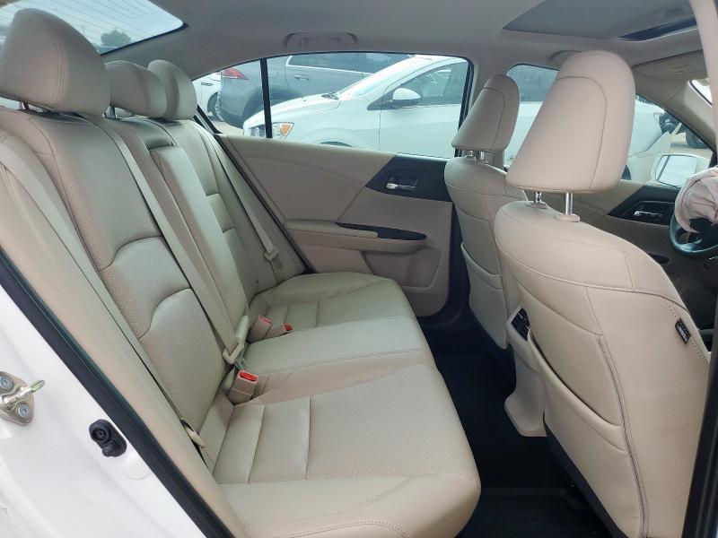 1HGCR2F89HA097640 - 2017 HONDA ACCORD EXL WHITE photo 10