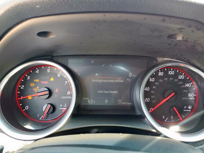 4T1BZ1HKXJU504023 - 2018 TOYOTA CAMRY XSE 栗色 照片 9