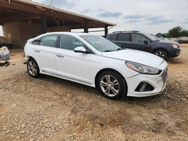 5NPE34AF0KH813948 - 2019 HYUNDAI SONATA LIMITED WHITE photo 4