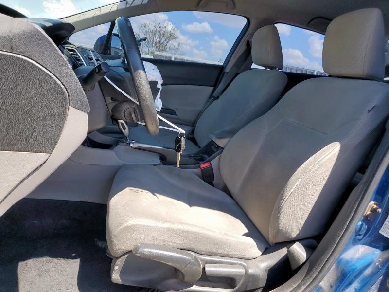 2HGFB2F53DH596632 - 2013 HONDA CIVIC LX 蓝色 照片 7