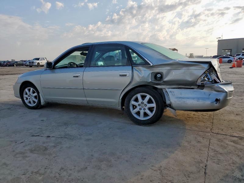 4T1BF28B62U204902 - 2002 TOYOTA AVALON XL SILVER photo 2