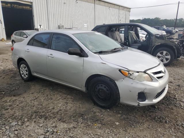 2T1BU4EE5BC538484 - 2011 TOYOTA COROLLA BASE 银色 照片 4