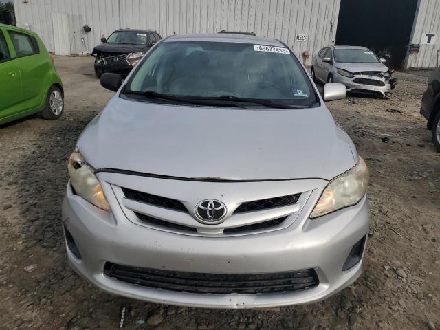 2T1BU4EE5BC538484 - 2011 TOYOTA COROLLA BASE 银色 照片 5