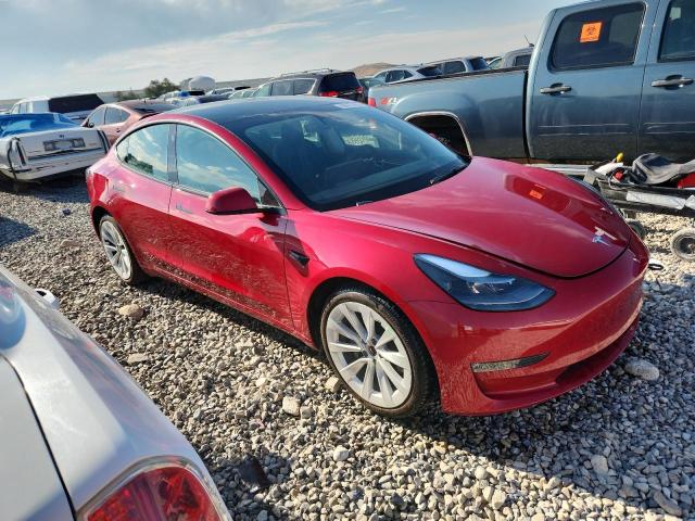 5YJ3E1EB3NF153995 - 2022 TESLA MODEL 3 Rojo foto 4