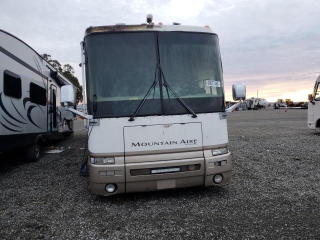 4VZBN2497YC035738 - 2000 MOUN MOTOR HOME TWO TONE photo 9