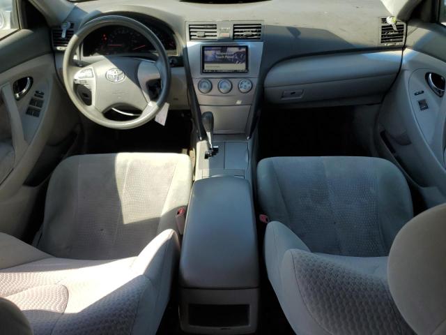 4T1BF3EK5AU018762 - 2010 TOYOTA CAMRY BASE SILVER photo 8