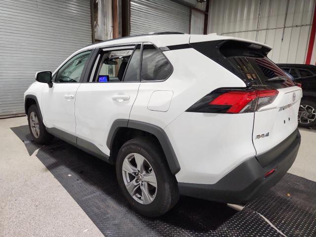 4T3MWRFV7SU169180 - 2025 TOYOTA RAV4 LE 白色 照片 2