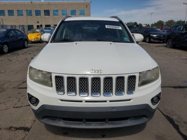 1C4NJDEB5ED693622 - 2014 JEEP COMPASS LATITUDE WHITE photo 5