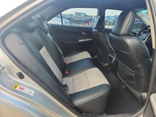 4T1BF1FK4CU144388 - 2012 TOYOTA CAMRY BASE SILVER photo 10