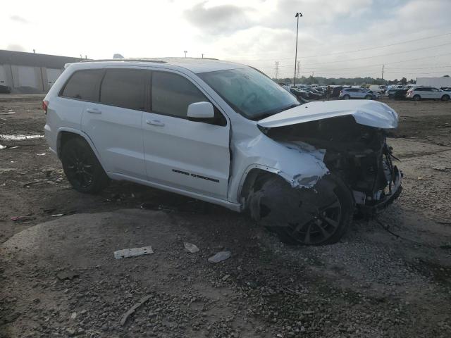 1C4RJFAG5KC628284 - 2019 JEEP GRAND CHER LAREDO WHITE photo 4