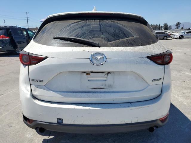 JM3KFADL6H0175308 - 2017 MAZDA CX-5 GRAND TOURING WHITE photo 6