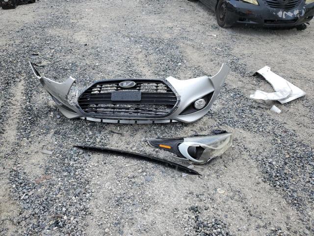 KMHTC6AE4GU282689 - 2016 HYUNDAI VELOSTER TURBO 银色 照片 12