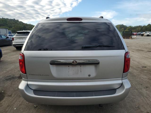 1C4GP45R85B102165 - 2005 CHRYSLER TOWN & COU ვერცხლისფერი ფოტო 6