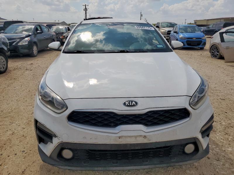 3KPF24AD7KE110292 - 2019 KIA FORTE FE WHITE photo 5