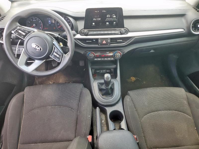 3KPF24AD7KE110292 - 2019 KIA FORTE FE WHITE photo 8