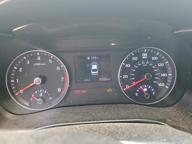 3KPF24AD7KE110292 - 2019 KIA FORTE FE WHITE photo 9