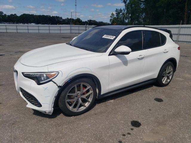 ZASFAKNN5J7C15977 - 2018 ALFA ROMEO STELVIO TI SPORT WHITE photo 1
