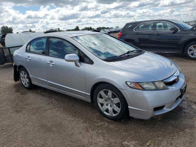 19XFA1F58AE043977 - 2010 HONDA CIVIC LX 银色 照片 4