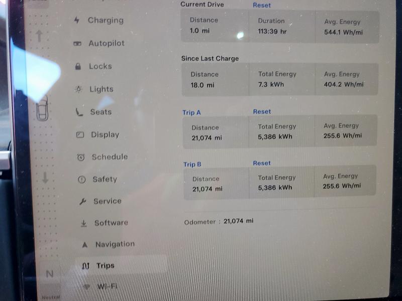 5YJSA1E50NF489265 - 2022 TESLA MODEL S Червоний фото 9