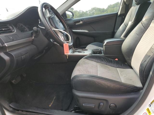 4T1BF1FKXCU530877 - 2012 TOYOTA CAMRY BASE Weiß Foto 7