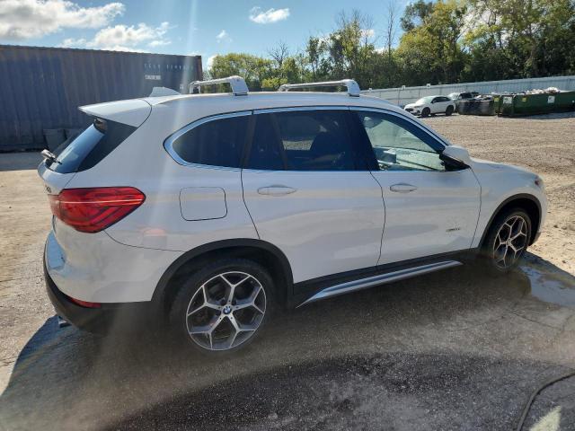 WBXHT3C33J5F92358 - 2018 BMW X1 XDRIVE28I WHITE photo 3