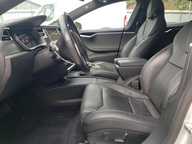 5YJSA1E24HF192381 - 2017 TESLA MODEL S Gümüş foto 7