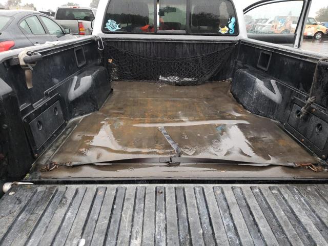 5TENX4GN9AZ682856 - 2010 TOYOTA TACOMA PRERUNNER SILVER photo 10