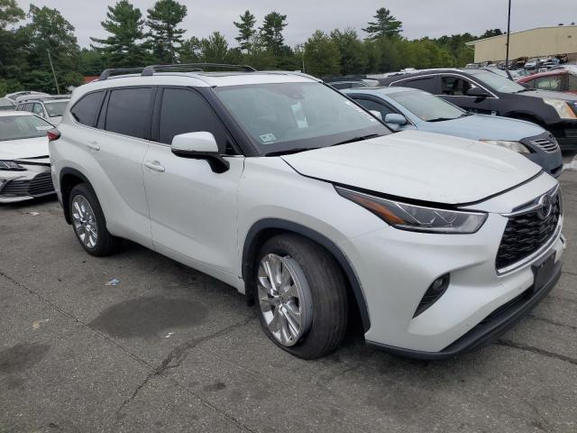 5TDKDRBH6PS011984 - 2023 TOYOTA HIGHLANDER L თეთრი ფოტო 4