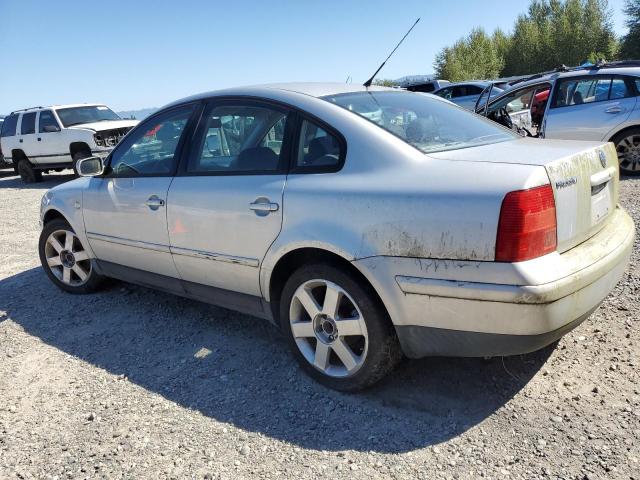 WVWAC63B31P008825 - 2001 VOLKSWAGEN PASSAT GLS SILVER photo 2