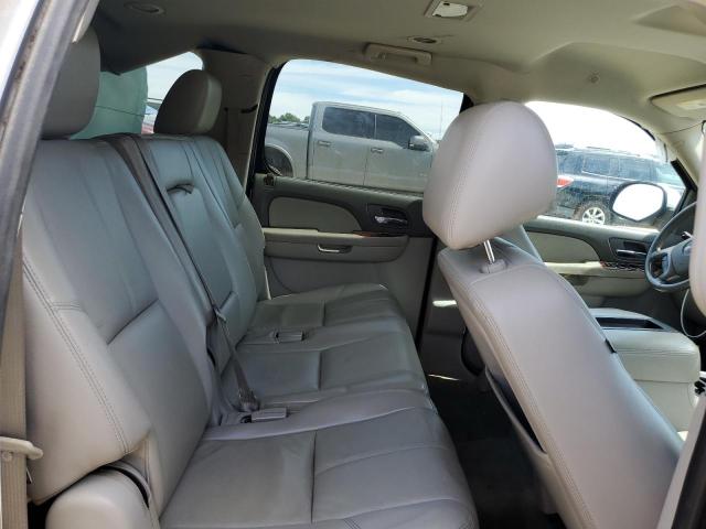 1GKS1KE04DR255248 - 2013 GMC YUKON XL C1500 SLT SILVER photo 11