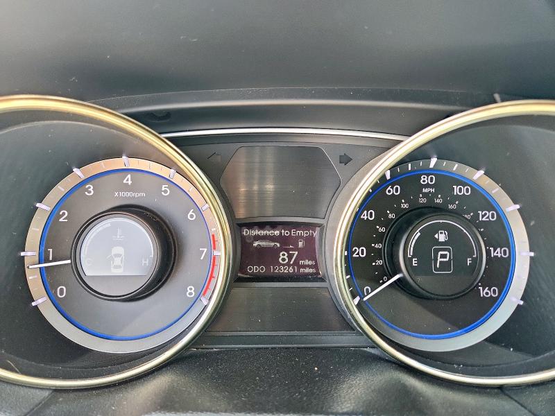 5NPEC4ABXBH210549 - 2011 HYUNDAI SONATA SE 灰色 照片 9