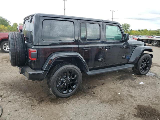 1C4JJXP69MW809732 - 2021 JEEP WRANGLER U SAHARA 4XE BLACK photo 3