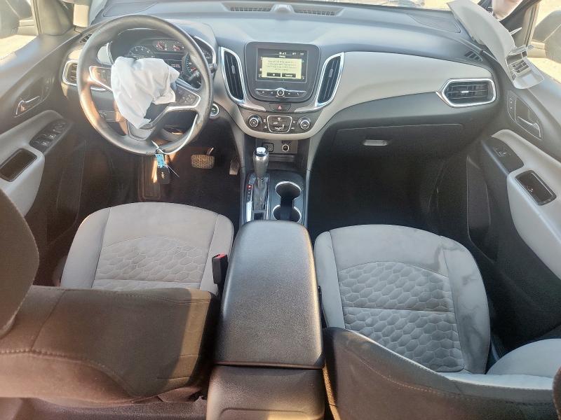 3GNAXHEV5JS628933 - 2018 CHEVROLET EQUINOX LS 银色 照片 8