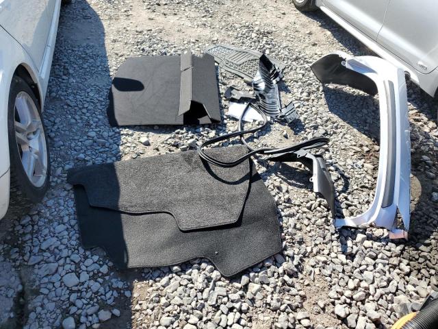 JTDBDMHE5P3007300 - 2023 TOYOTA COROLLA LE Silber Foto 12