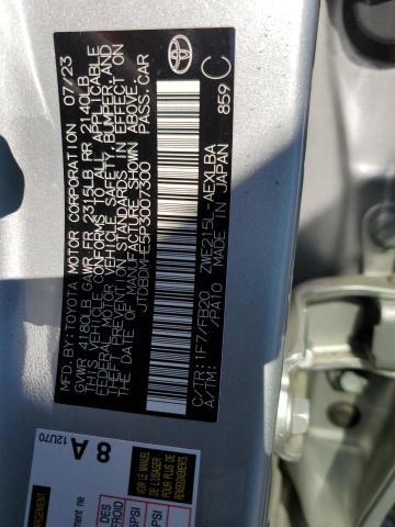 JTDBDMHE5P3007300 - 2023 TOYOTA COROLLA LE Silber Foto 13