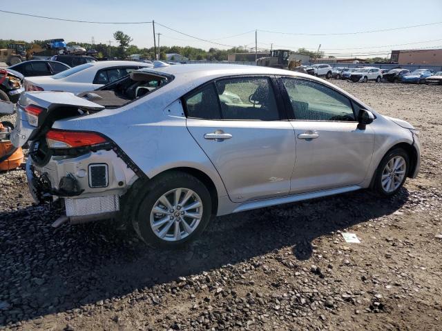 JTDBDMHE5P3007300 - 2023 TOYOTA COROLLA LE Silber Foto 3