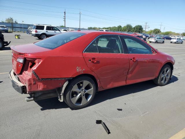 4T1BF1FK6CU619958 - 2012 TOYOTA CAMRY BASE RED photo 3