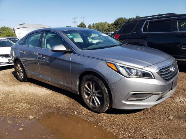 5NPE24AF8GH325356 - 2016 HYUNDAI SONATA SE SILVER photo 4