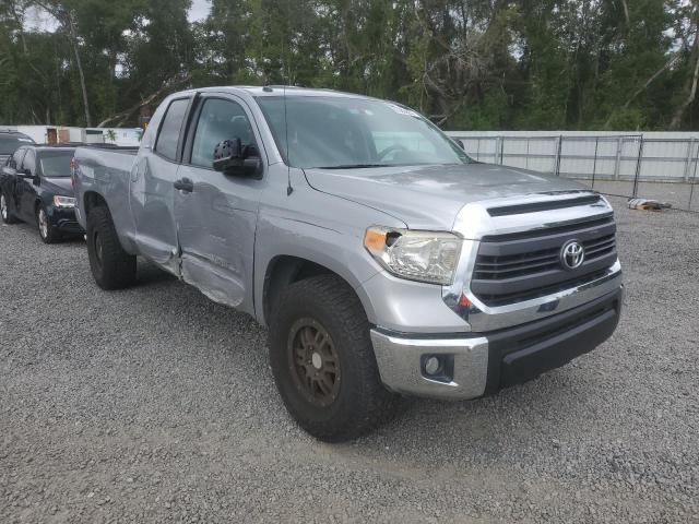 5TFRM5F10EX070914 - 2014 TOYOTA TUNDRA DOUBLE CAB SR/SR5 SILVER photo 4