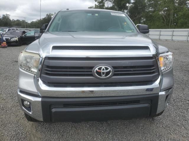 5TFRM5F10EX070914 - 2014 TOYOTA TUNDRA DOUBLE CAB SR/SR5 SILVER photo 5