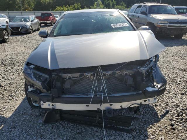 4T1DAACK8SU546778 - 2025 TOYOTA CAMRY XSE GRAY photo 5