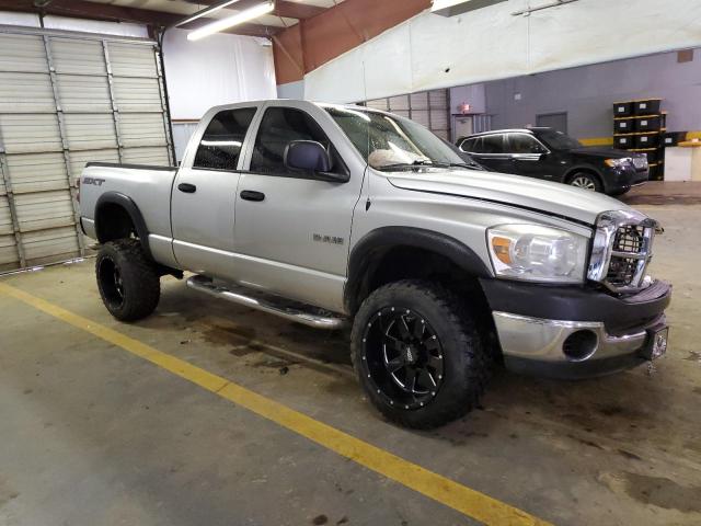 1D7HU18N78S607421 - 2008 DODGE RAM 1500 ST SILVER photo 4