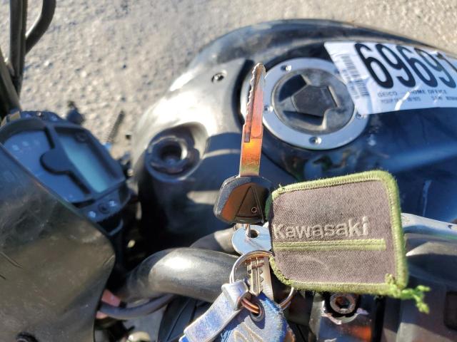 JKAENEB13FDA02026 - 2015 KAWASAKI EN650 B შავი ფოტო 8