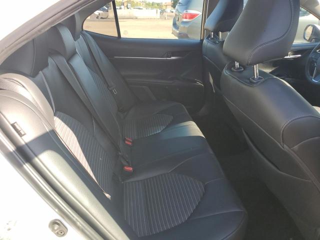 4T1B11HKXJU093102 - 2018 TOYOTA CAMRY L 白色 照片 10