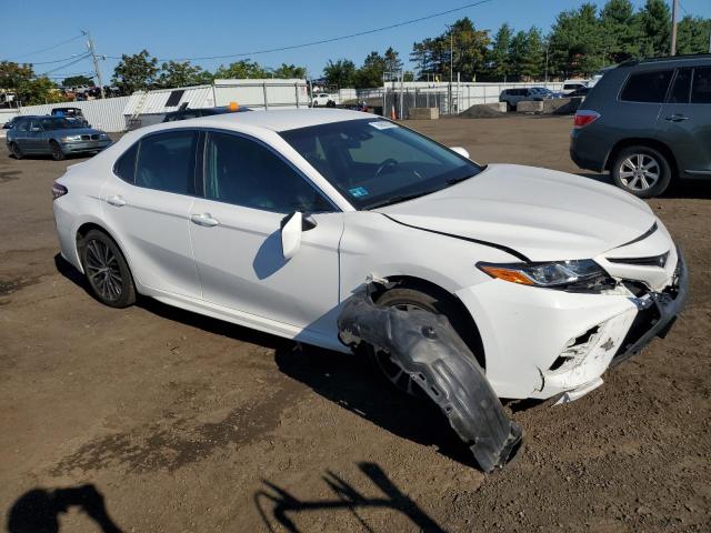 4T1B11HKXJU093102 - 2018 TOYOTA CAMRY L 白色 照片 4