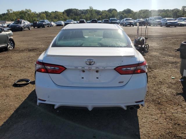4T1B11HKXJU093102 - 2018 TOYOTA CAMRY L 白色 照片 6