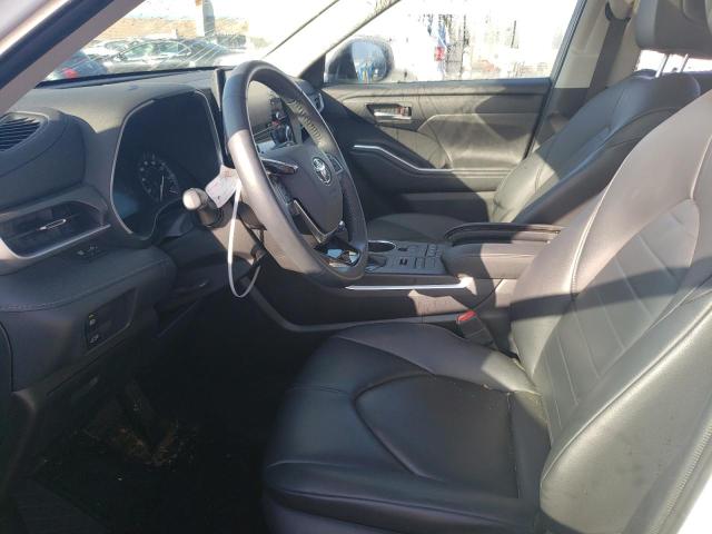 5TDGZRBH4LS506945 - 2020 TOYOTA HIGHLANDER XLE WHITE photo 7