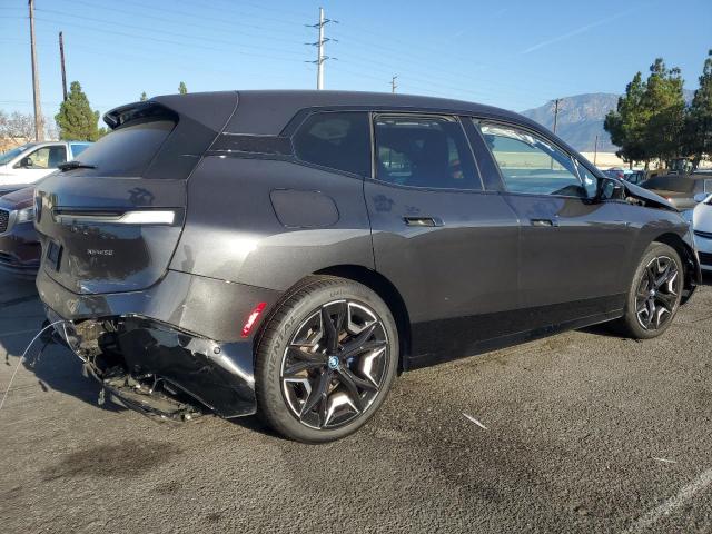 WB523CF0XRCP02004 - 2024 BMW IX XDRIVE50 CHARCOAL photo 3