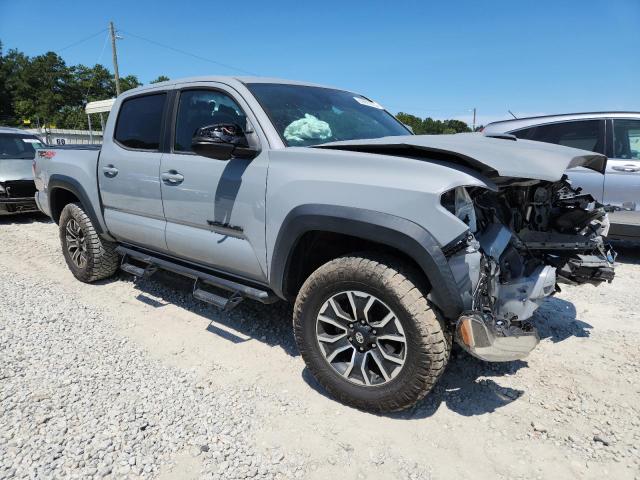 3TYCZ5AN8MT019817 - 2021 TOYOTA TACOMA DOUBLE CAB ნაცრისფერი ფოტო 4